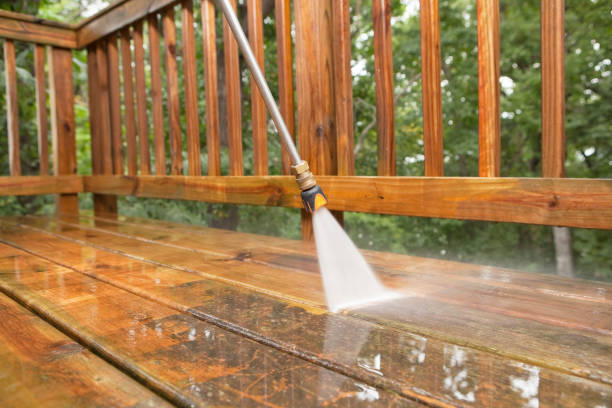 Best Commercial Pressure Washing  in Captains Cove, VA